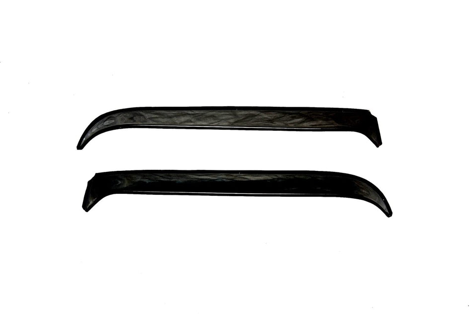 Auto Ventshade [AVS] Ventshade Xtra Wide / Window Deflectors | Fits 87-04 Peterbilt 320/357/359 Conversion/362/372/375/376/377 Hi-Permance/378 Conversion/379 Integrated, 2 pcs. | SST Silver - 52103