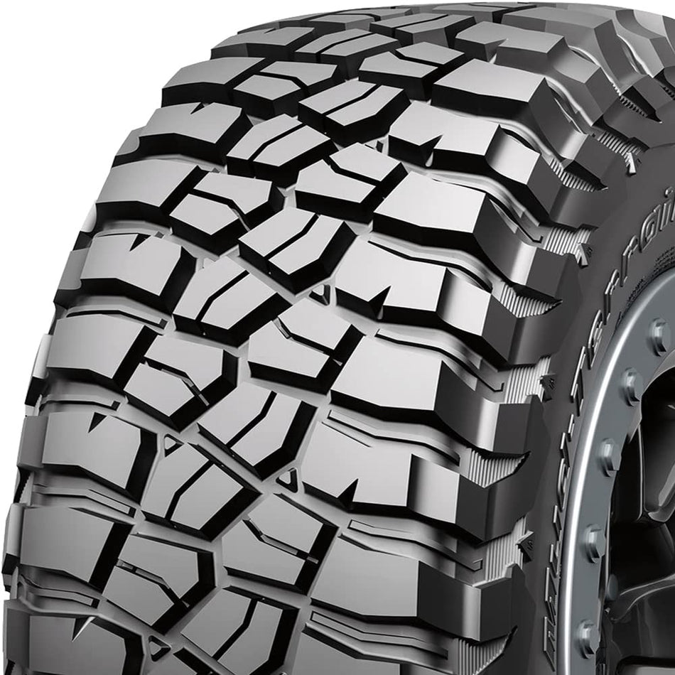 BFGoodrich Mud-Terrain T/A KM3 Radial Tire-LT305/70R16/E 124/121Q 124Q