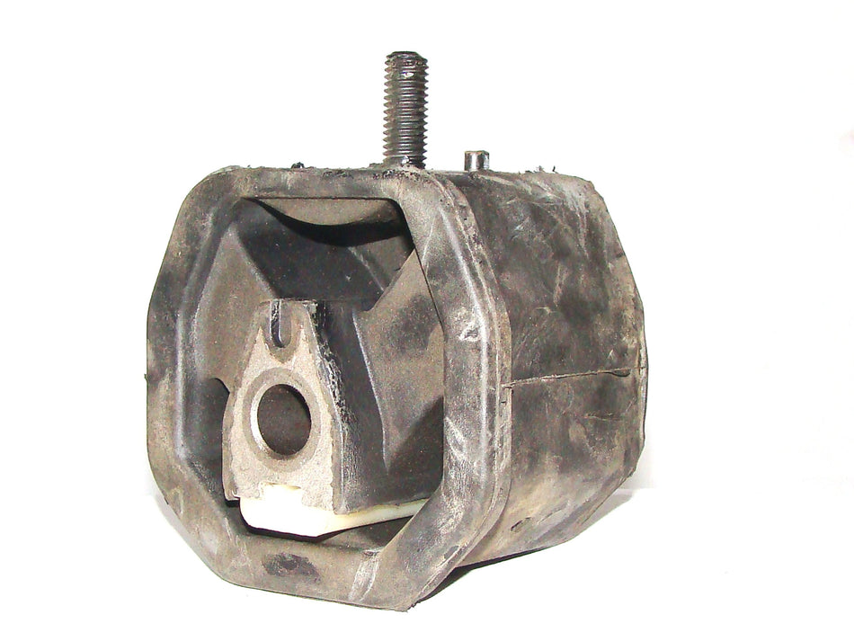 DEA A6955 Rear Engine Mount