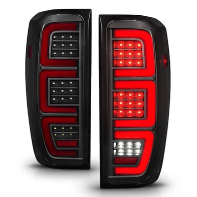 Tail Light Set - 311460