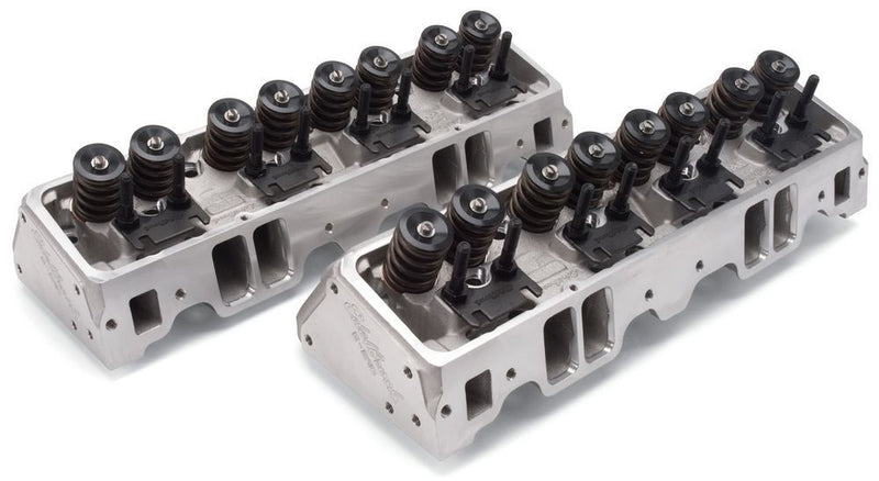 CYLINDER HEADS PAIR SBC