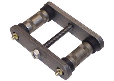 SPRING SHACKLE SET